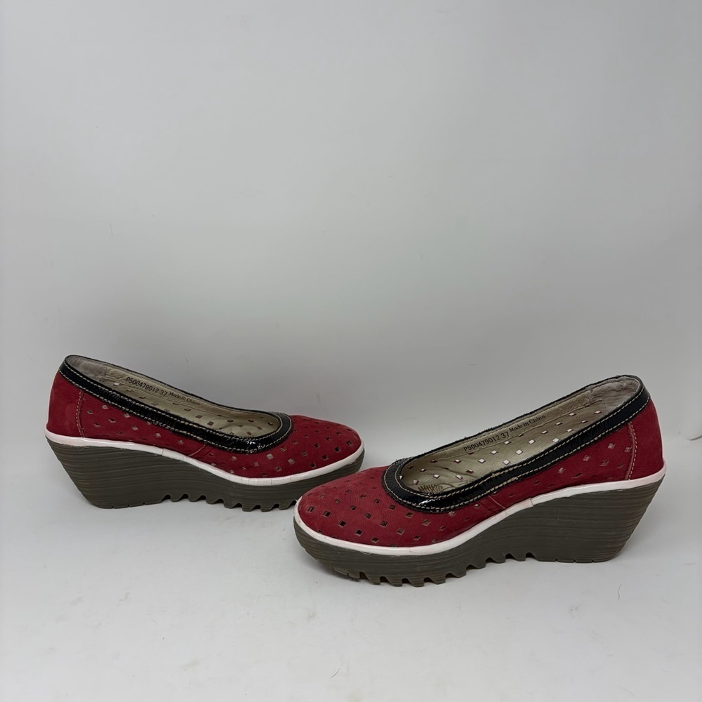 Fly London Yobe Yika Perforated Wedge Sandal Size 37 or US 6.5/7 - Picture 4 of 12